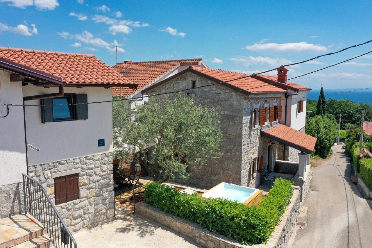 Villa Fani With Jacuzzi Ičići Extérieur photo